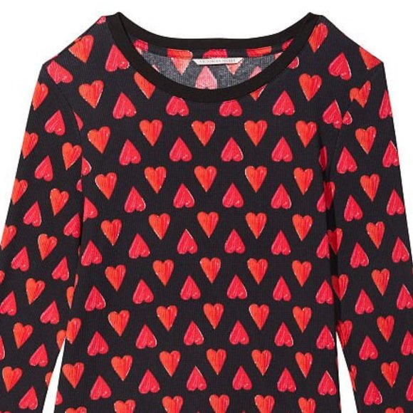 Hearts ❤️ VS XL Thermal Sleepshirt Black Heart Perfect for Valentine’s Day NWT - Picture 13 of 15